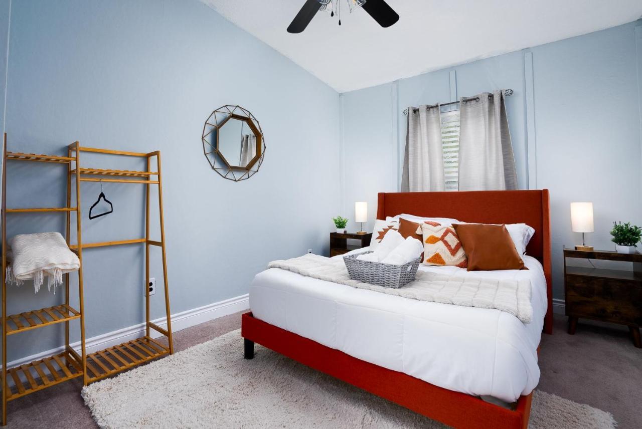Modern 3 Bed, 2 Bath Home Minutes To Downtown & Alamodome San Antonio Extérieur photo